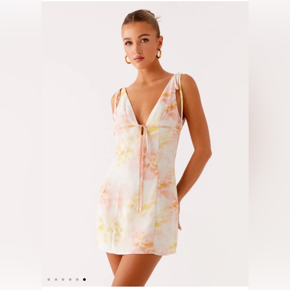 NWT Peppermayo Floral Tie-Front Alden Mini Dress